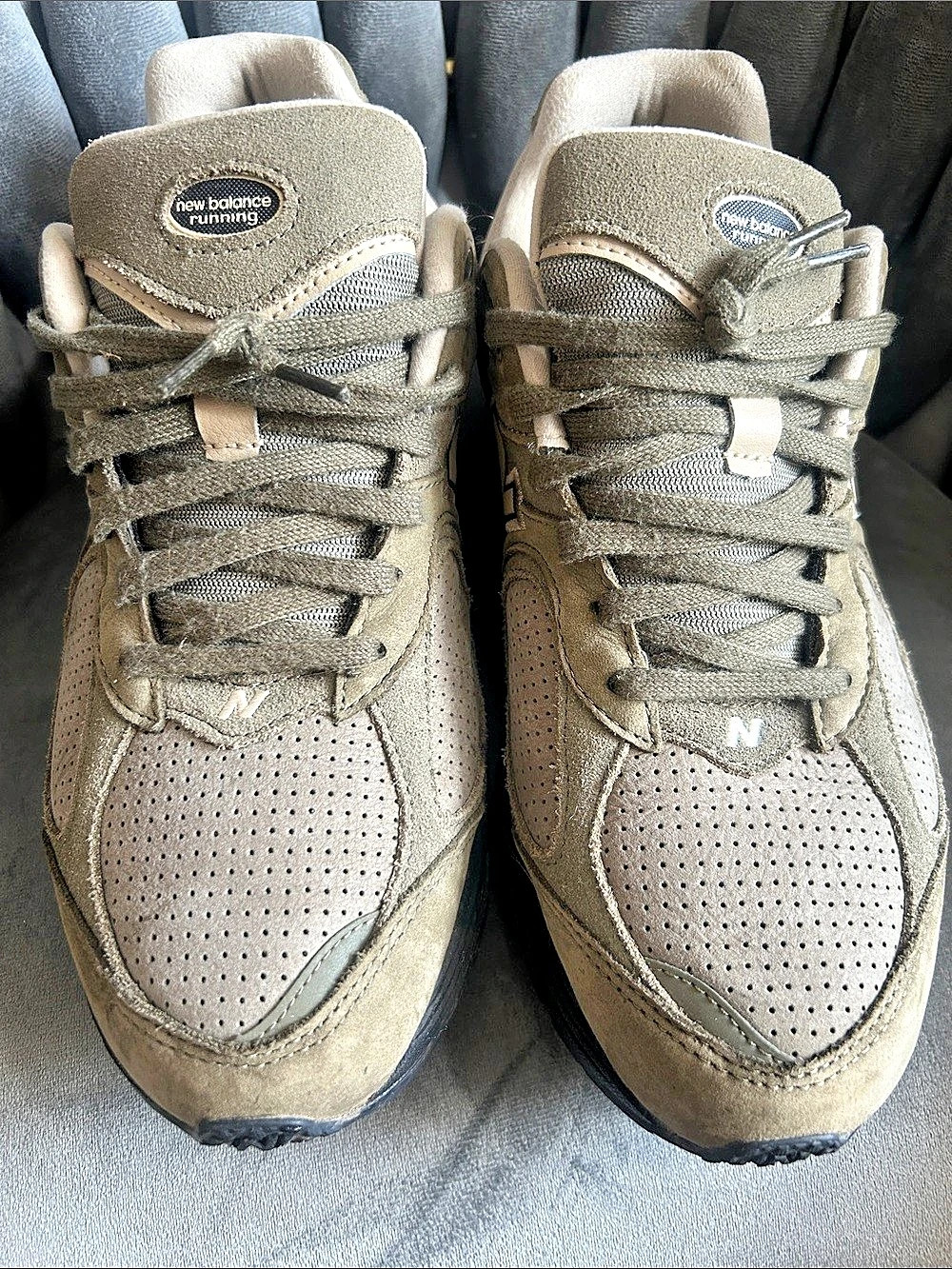 New Balance 2002R Sneakers in Brown & Black